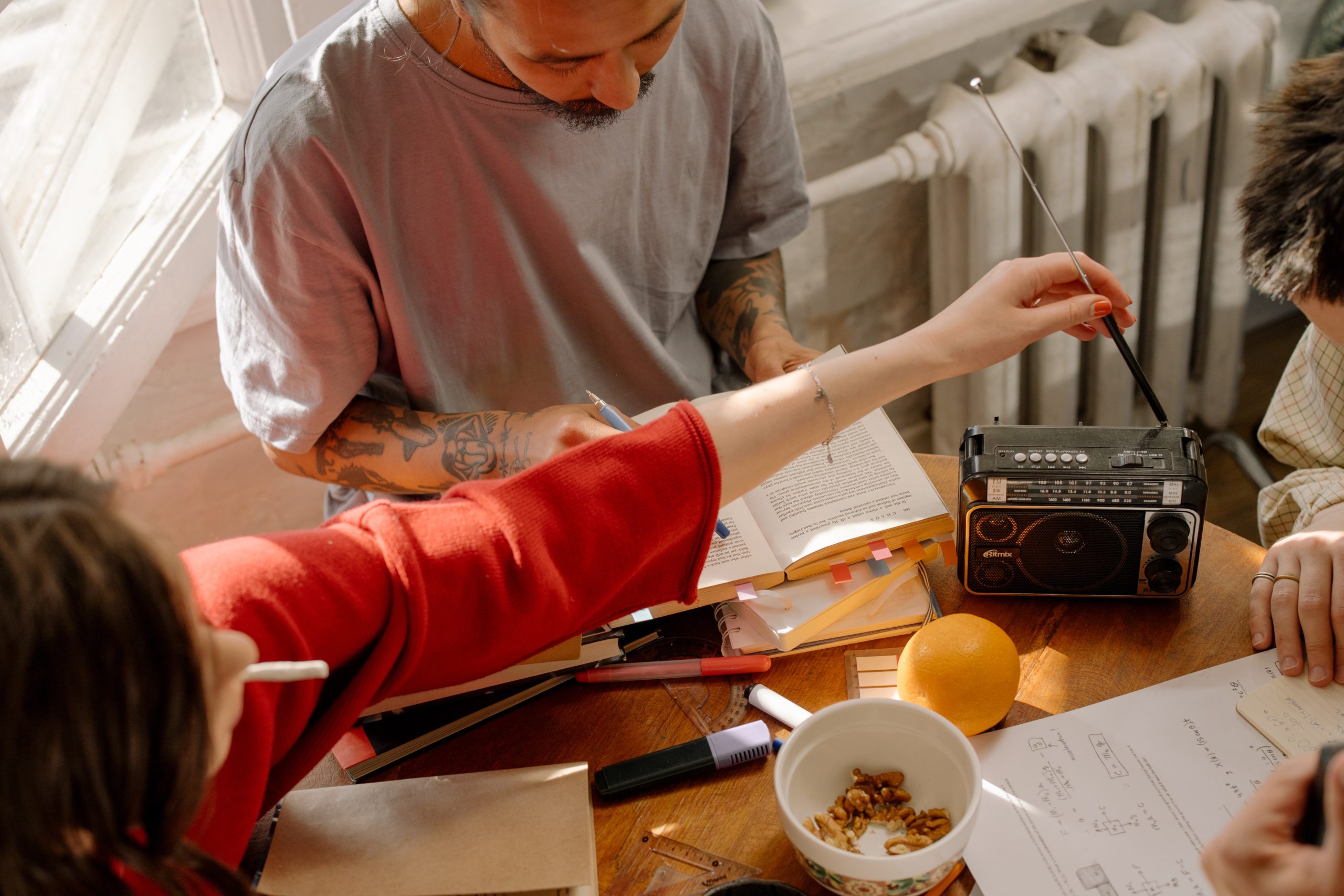 Shared Living Space Guide: Rules For Co Living With The Opposite Sex