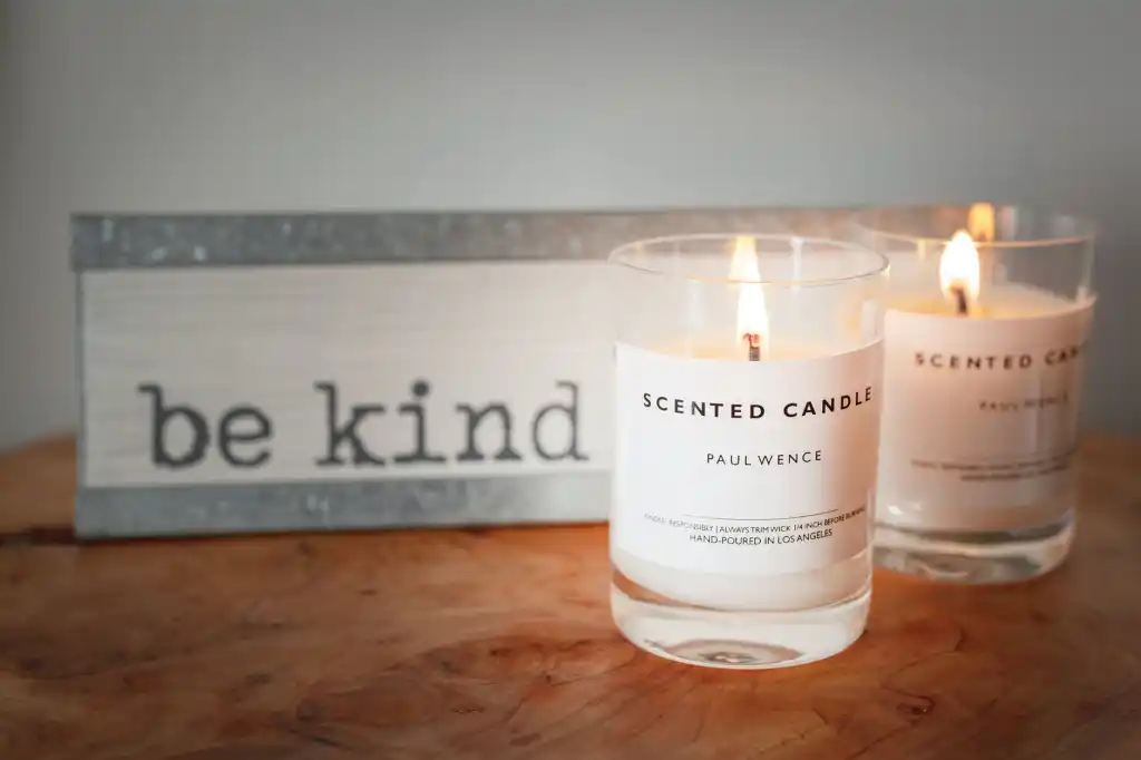scented candles to remove bad smells