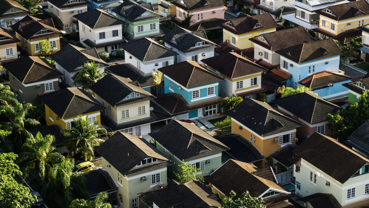 The Pros and Cons of Different Types of Apartments: Shared Apartments, Studio Apartments, and More